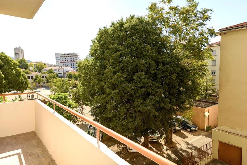 L'Azur 15'Plage 10'Port 5'Train Clim Wifi Pkg Apartment Toulon Exterior photo