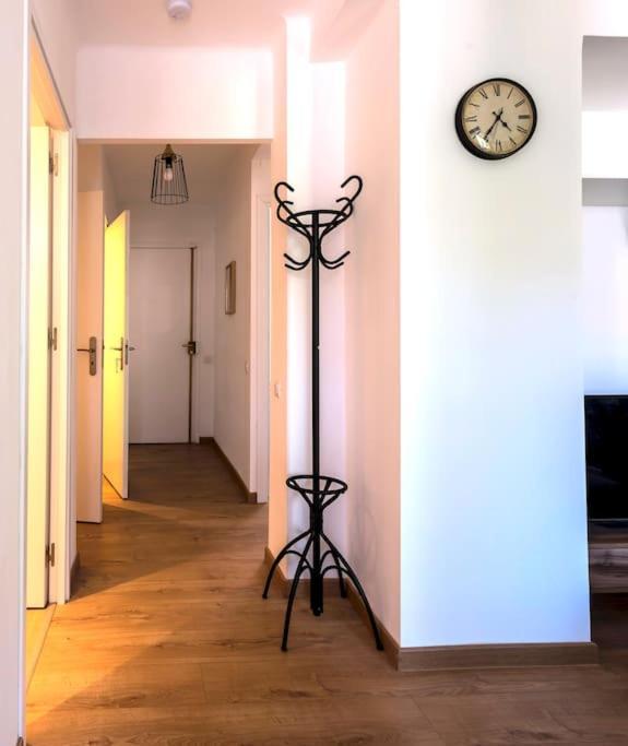 L'Azur 15'Plage 10'Port 5'Train Clim Wifi Pkg Apartment Toulon Exterior photo